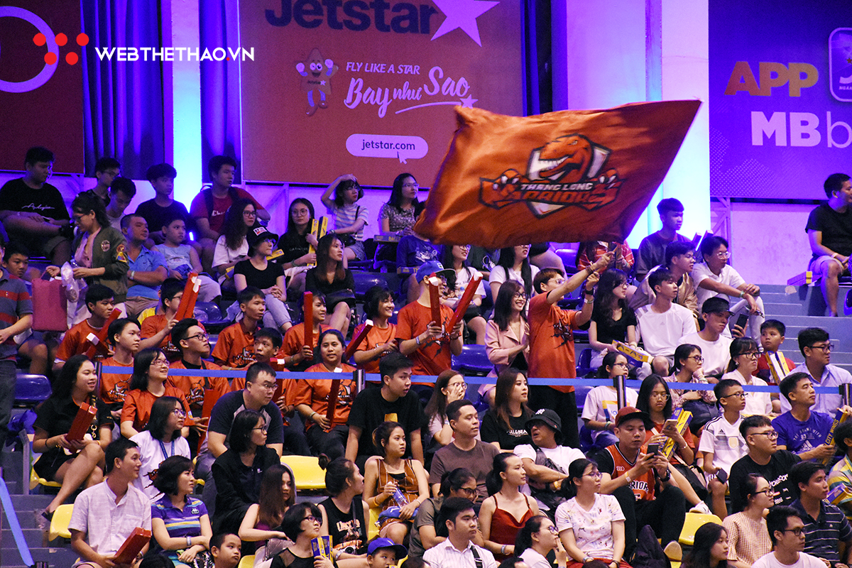 Justin Young xuất sắc đạt triple-double, Thang Long Warriors bắn hạ City Wings ngay tại HXH